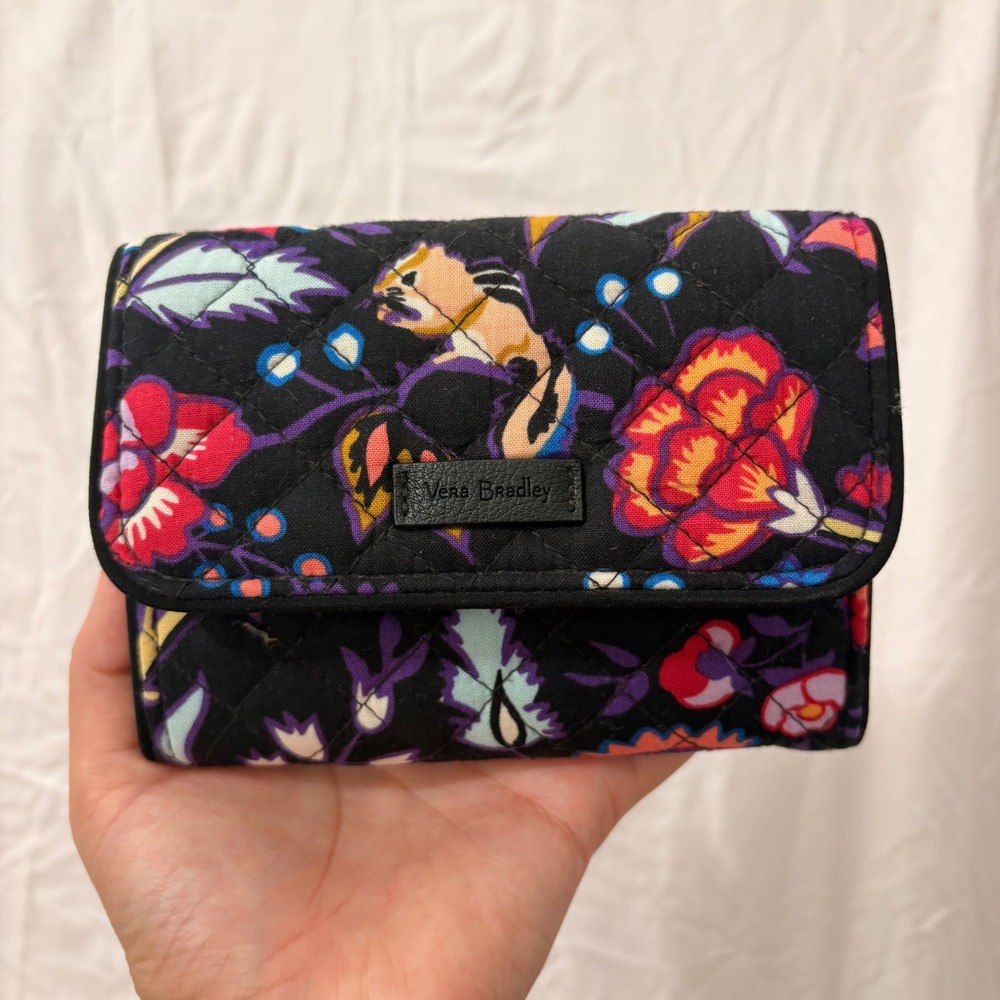 Vera Bradley Foxwood Quilted Cotton Tri-fold Wallet Black Floral Animal Botanic